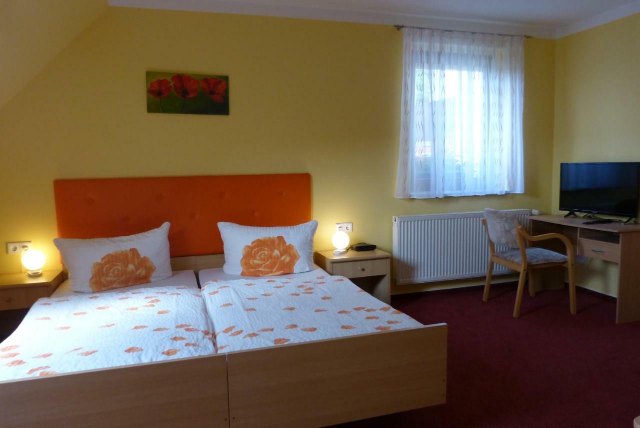 Pension Johannistal Зебниц Екстериор снимка